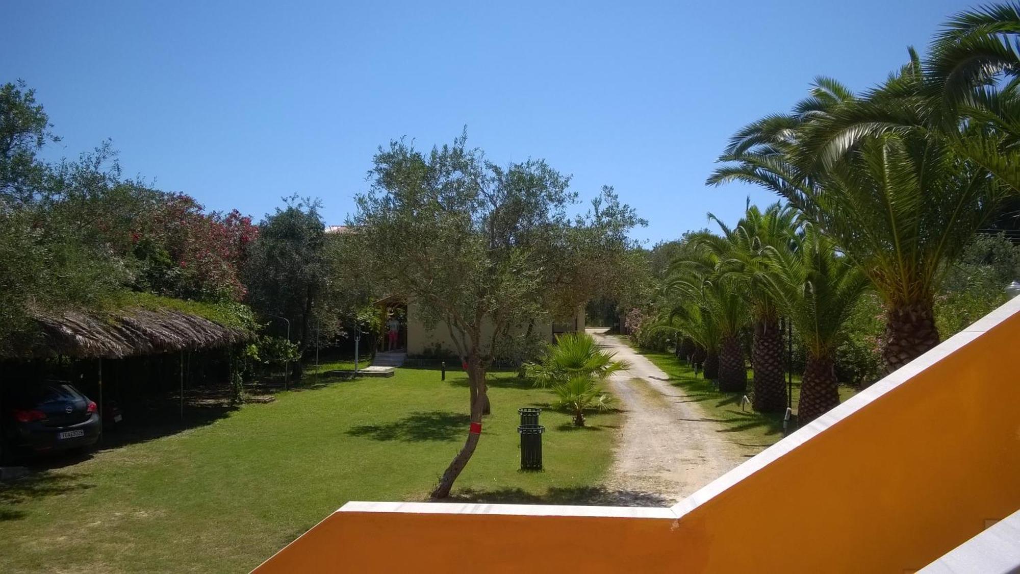Irini Apartments And Studios Kávos Esterno foto