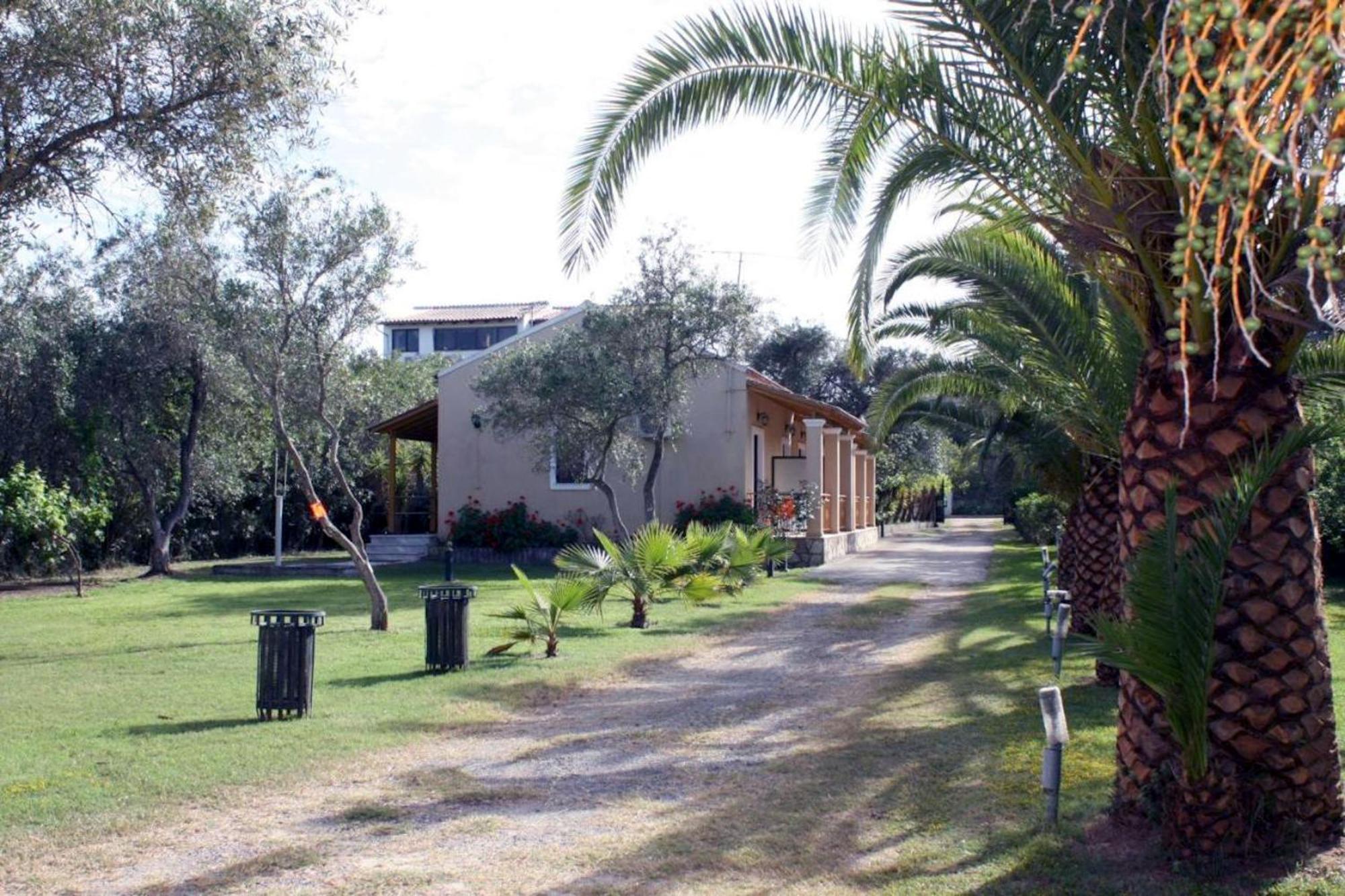Irini Apartments And Studios Kávos Esterno foto