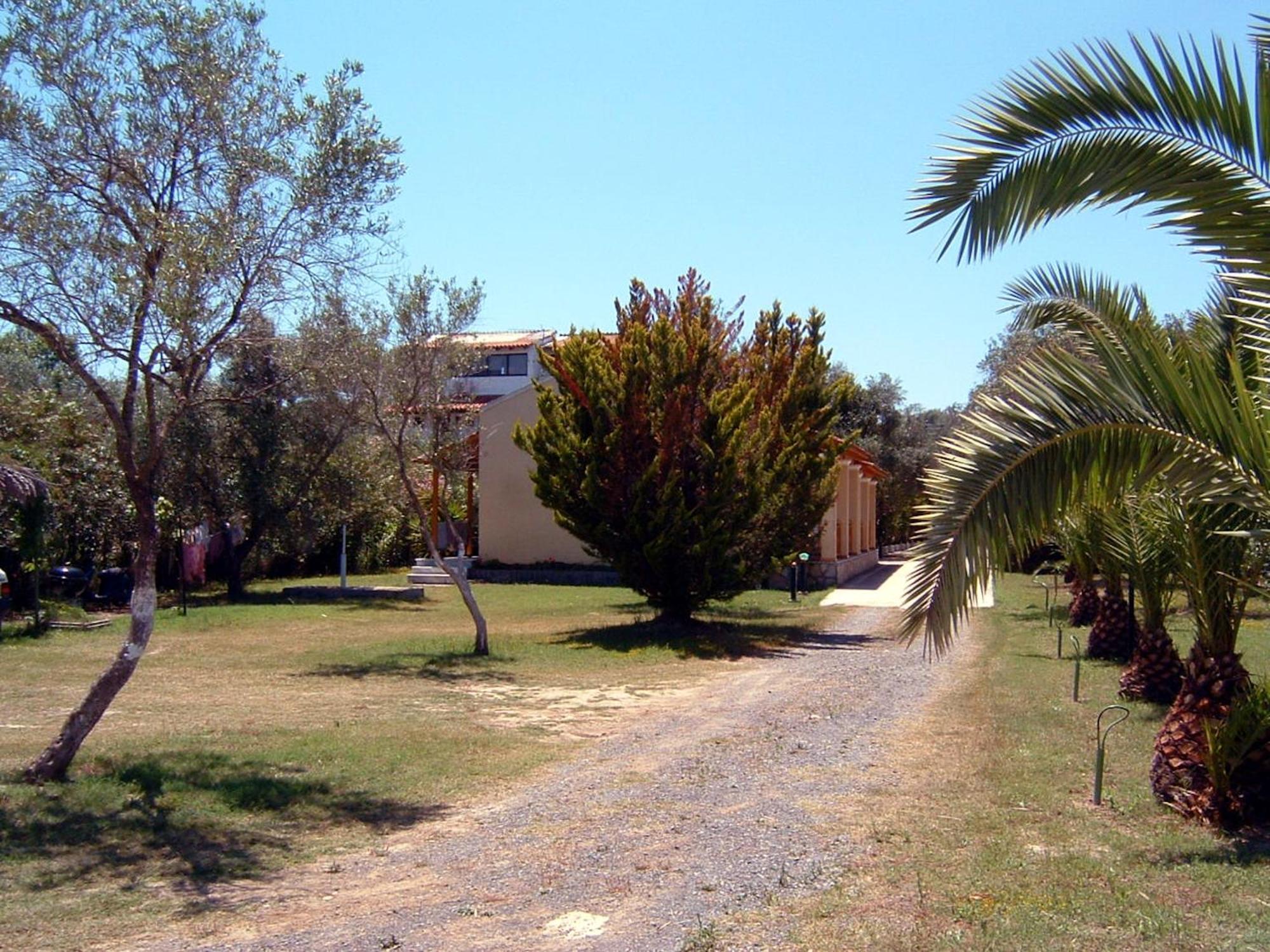 Irini Apartments And Studios Kávos Esterno foto